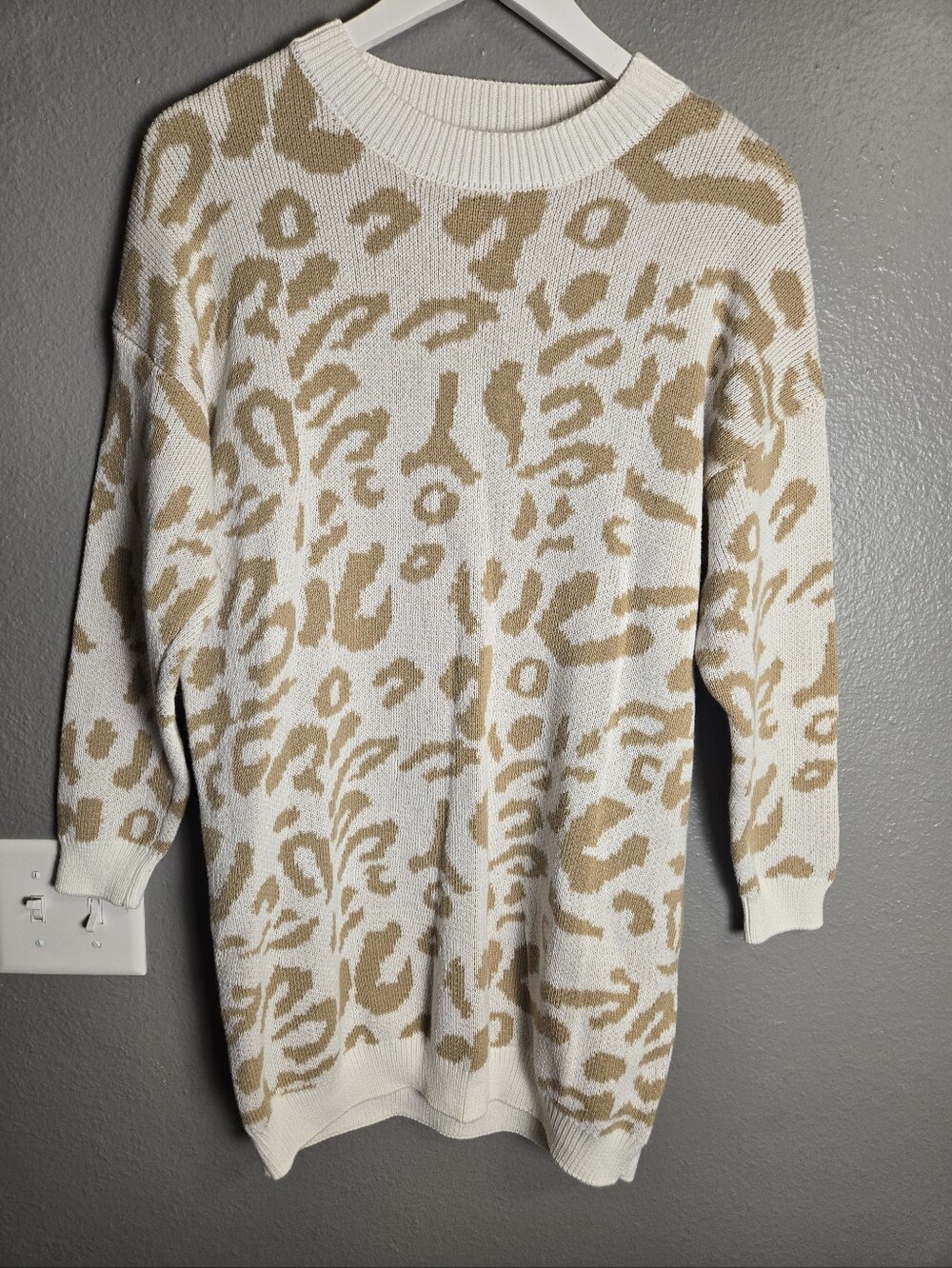 Pink Lily Animal Print Sweater Tunic Oversized Size Small